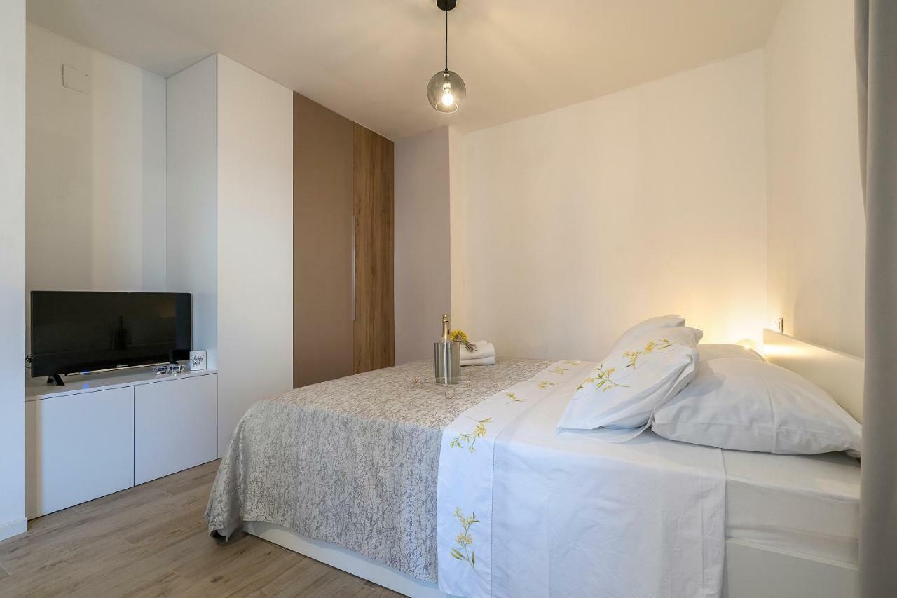 Studio Apartments Petar In Old Part Of Town スプリト エクステリア 写真